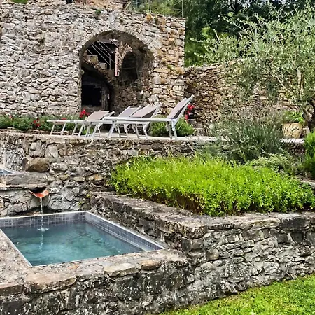 Old Mill Nyaraló *