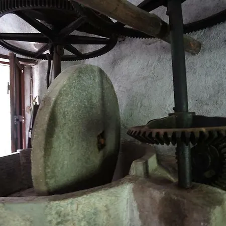 Nyaraló Old Mill Pigna