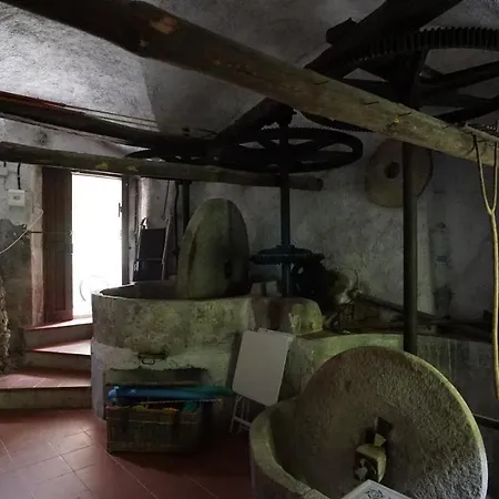 Old Mill * Pigna