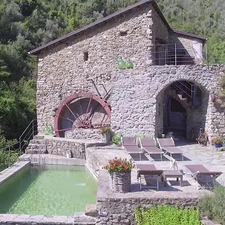 Old Mill בית נופש